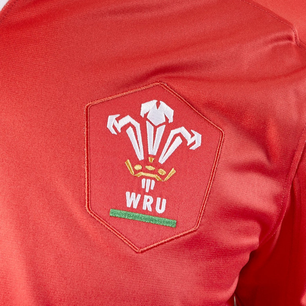 Under Armour Mens Wales WRU 2019 20 Players Rugby Polo Shirt Red 